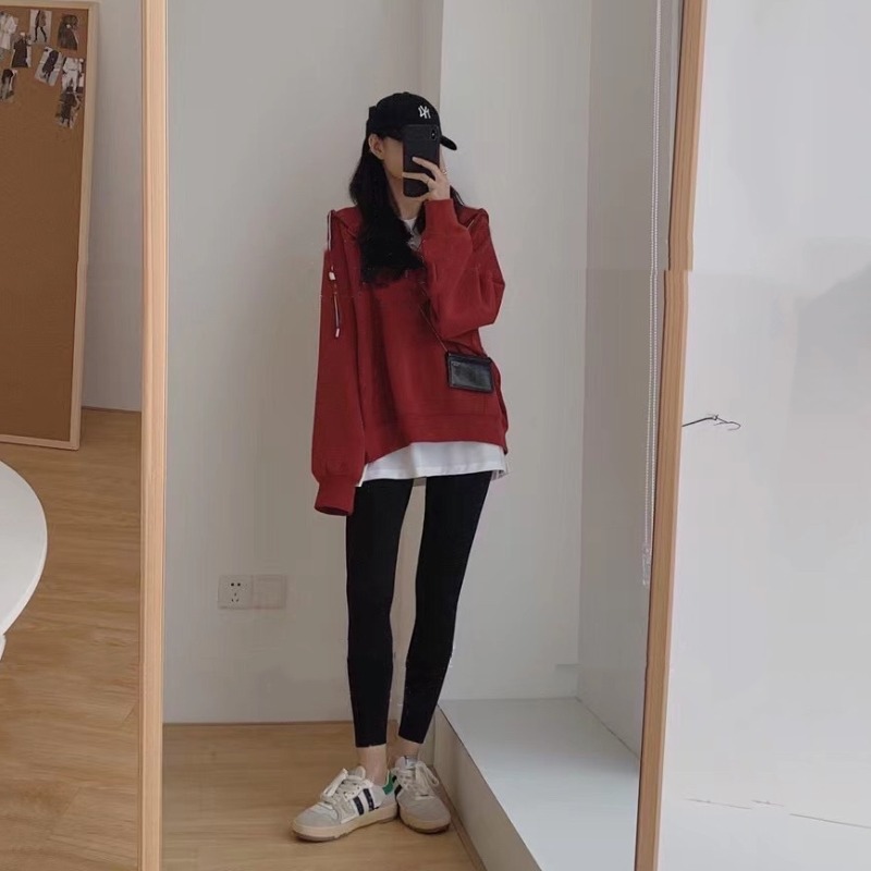 Petite High-Waisted Sweatshirt and Yoga Pants Set - Trendy Influencer Outfit for Autumn 2025, Stylish Two-Piece for Women