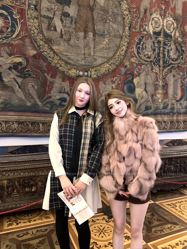 Pink Fox Fur Short Plush Coat for Women - Winter Fashion, Cozy Outerwear for Young Ladies, Chic and Stylish Pink Fox Fur Short Plush Coat for Women - Winter Fashion, Cozy Outerwear for Young Ladies, Chic and Stylish