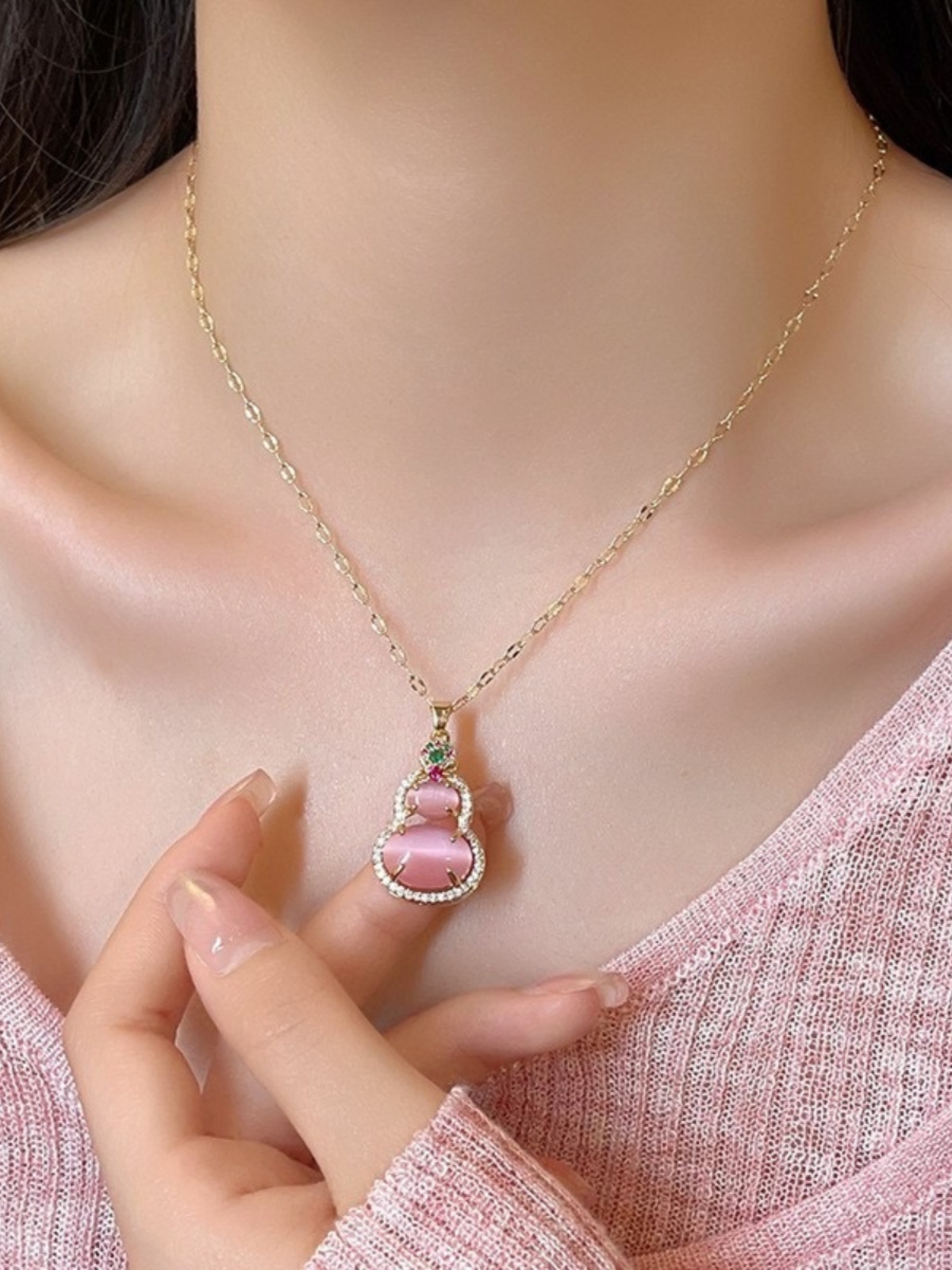 Pink Gourd Pendant Necklace 2025 - High-End Clavicle Chain, Chinese Style Neck Accessory, National Style Earrings Pink Gourd Pendant Necklace 2025 - High-End Clavicle Chain, Chinese Style Neck Accessory, National Style Earrings