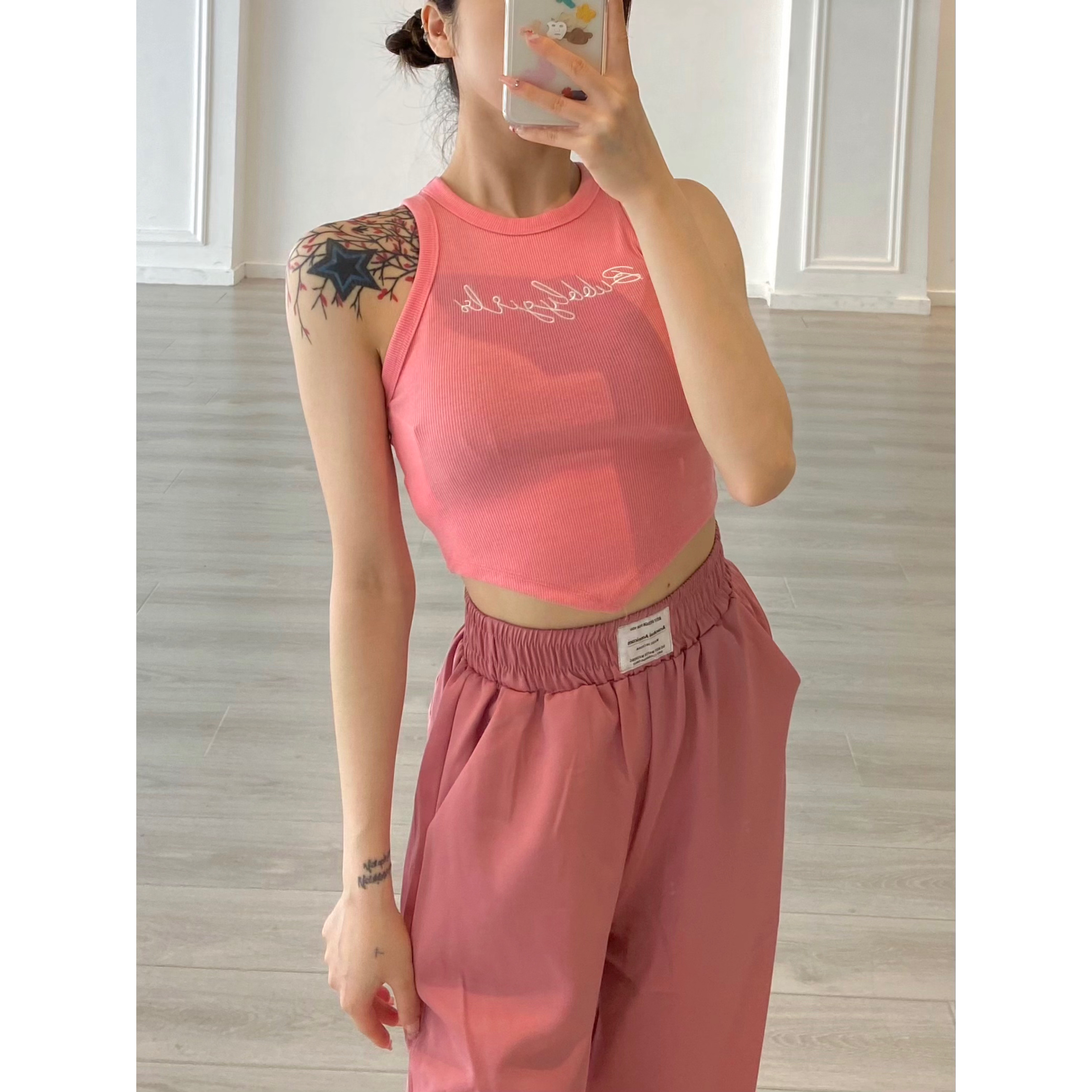 Pink High-Waisted Wide-Leg Pants for Women - Casual Loose Slimming Straight-Leg Trousers - Trendy Floor-Length Fashion Pink High-Waisted Wide-Leg Pants for Women - Casual Loose Slimming Straight-Leg Trousers - Trendy Floor-Length Fashion