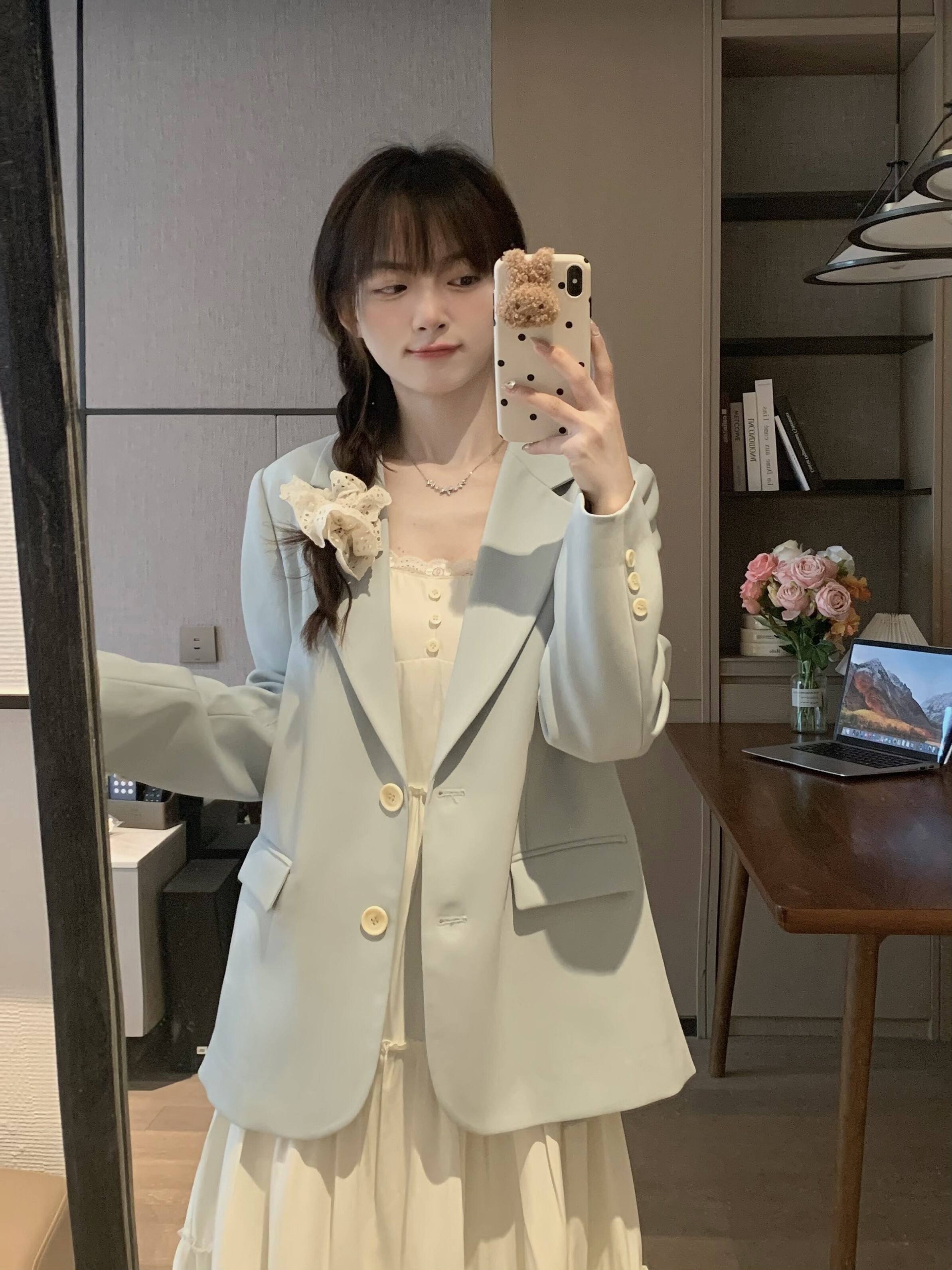 Pink Oversized Casual Blazer for Women - Elegant Korean Style, Versatile High-End Design, Spring Fashion Must-Have Pink Oversized Casual Blazer for Women - Elegant Korean Style, Versatile High-End Design, Spring Fashion Must-Have