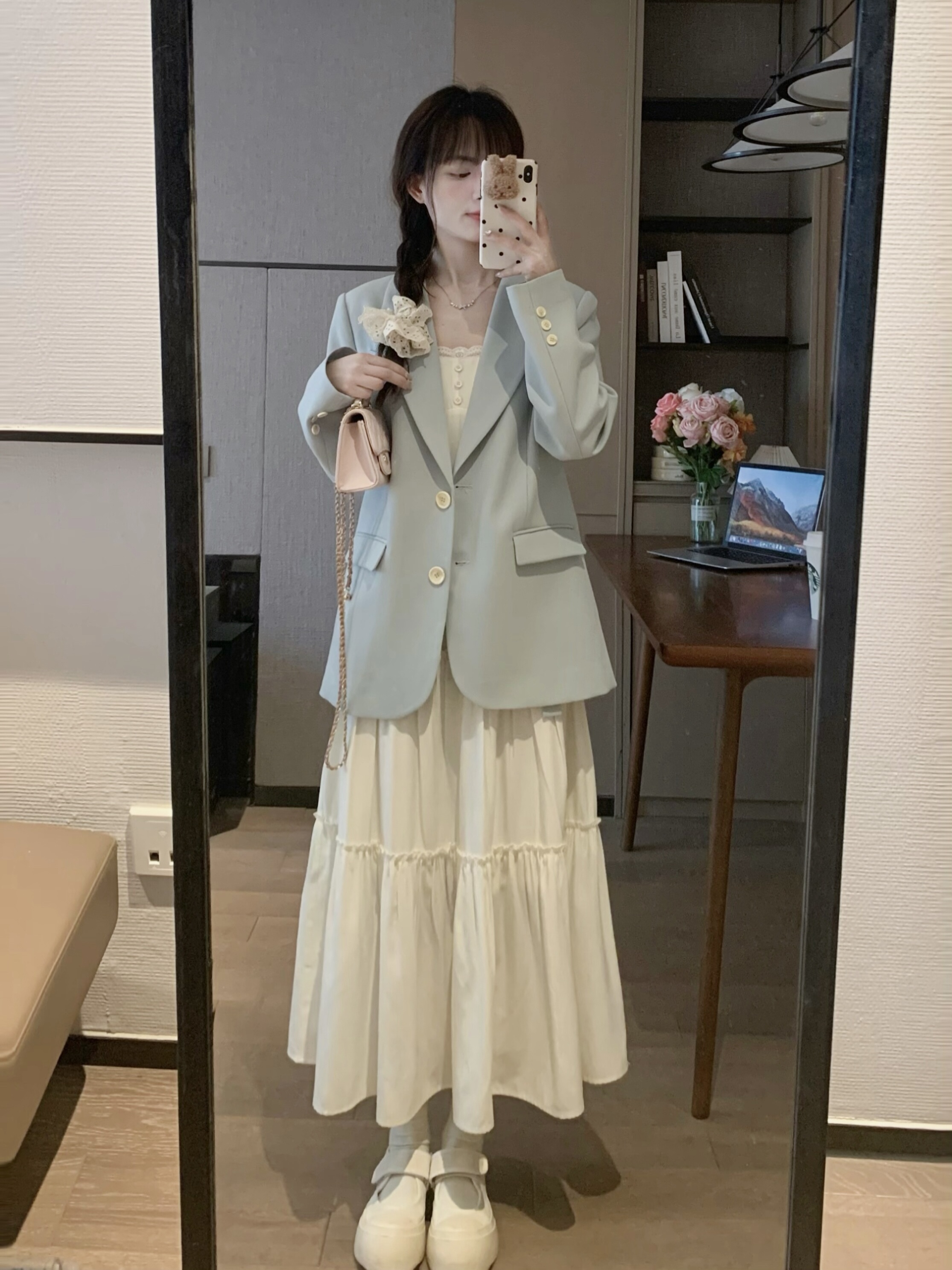 Pink Oversized Casual Blazer for Women - Elegant Korean Style, Versatile High-End Design, Spring Fashion Must-Have Pink Oversized Casual Blazer for Women - Elegant Korean Style, Versatile High-End Design, Spring Fashion Must-Have