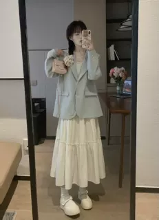 Pink Oversized Casual Blazer for Women - Elegant Korean Style, Versatile High-End Design, Spring Fashion Must-Have Pink Oversized Casual Blazer for Women - Elegant Korean Style, Versatile High-End Design, Spring Fashion Must-Have