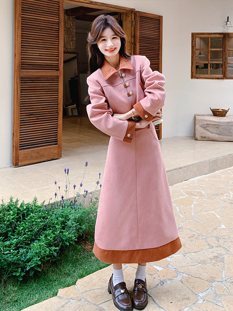 Pink Suede Patchwork Two-Piece Skirt Set for Women, Spring 2025 French Style, Flattering Half Skirt, Trendy Spring Fashion Pink Suede Patchwork Two-Piece Skirt Set for Women, Spring 2025 French Style, Flattering Half Skirt, Trendy Spring Fashion