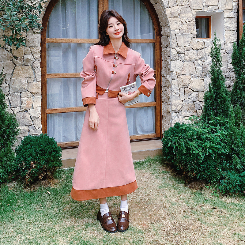 Pink Suede Patchwork Two-Piece Skirt Set for Women, Spring 2025 French Style, Flattering Half Skirt, Trendy Spring Fashion