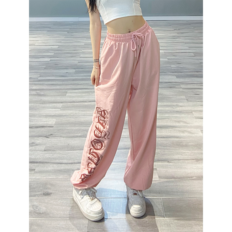 Pink Tapered Joggers for Women - Slim Fit Loose Jazz Dance Pants with Letter Print - Trendy Sportswear for a Stylish Look Pink Tapered Joggers for Women - Slim Fit Loose Jazz Dance Pants with Letter Print - Trendy Sportswear for a Stylish Look