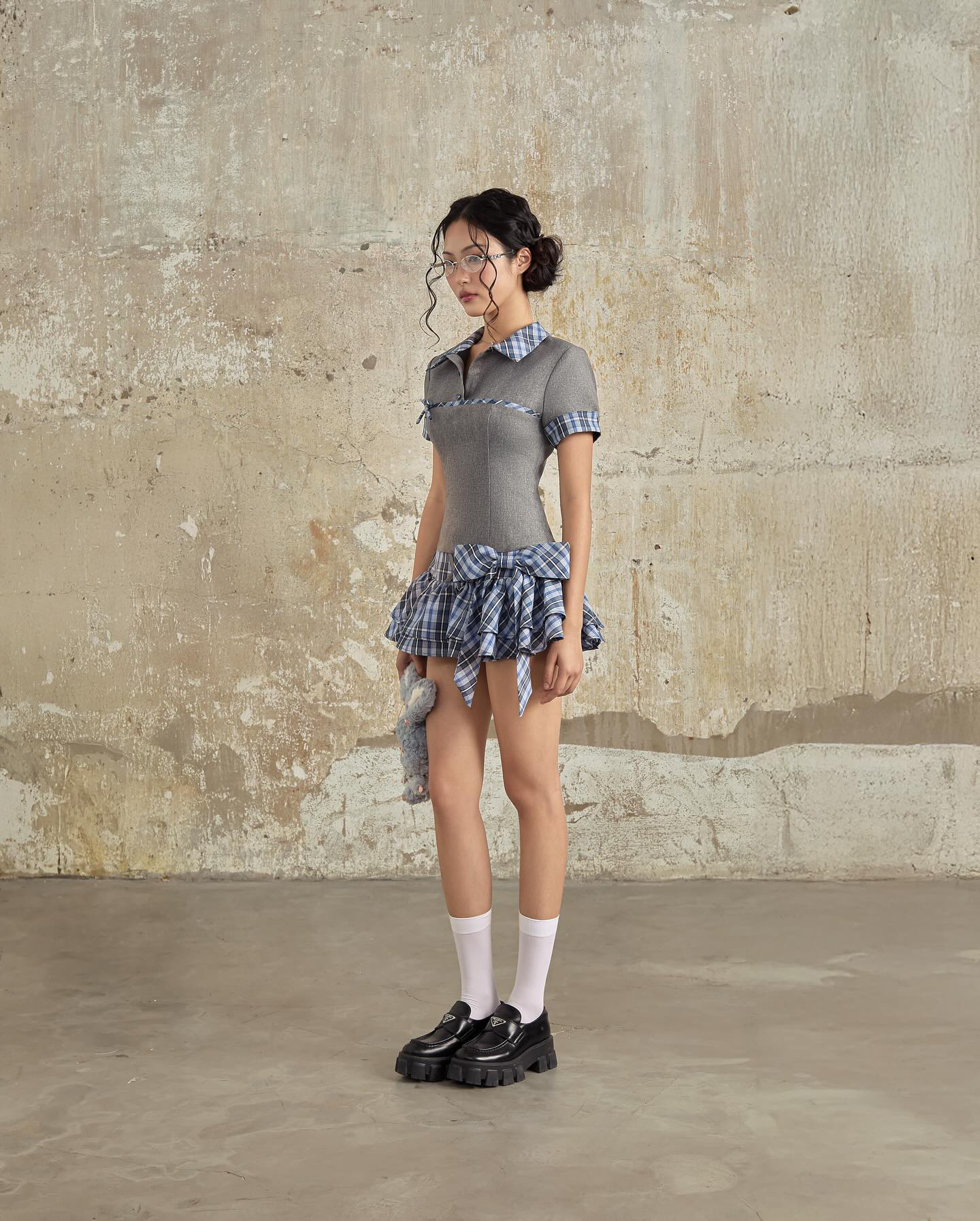 Plaid Spliced Polo Shirt with Bow Tie Set and Cute Short Skirt Dress, Short Sleeve, Slim Fit, Y2K Style Plaid Spliced Polo Shirt with Bow Tie Set and Cute Short Skirt Dress, Short Sleeve, Slim Fit, Y2K Style