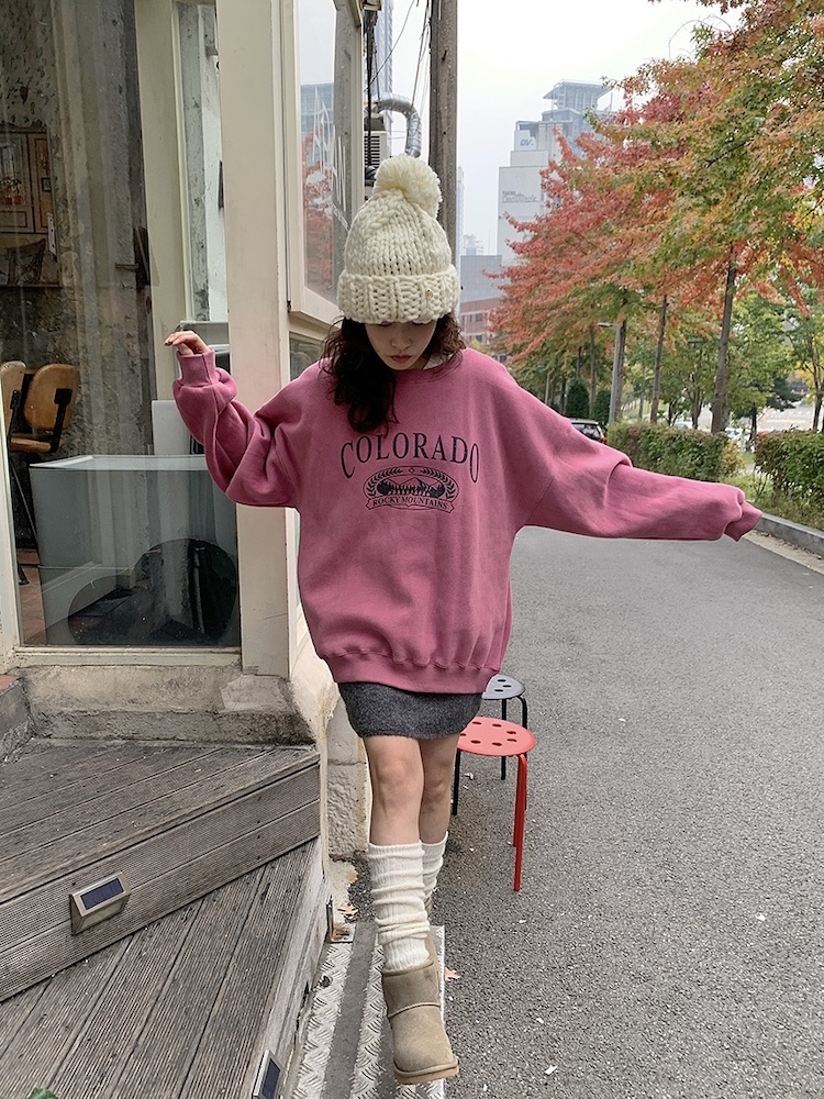 Plum Pink Sweatshirt with French Blended Circle Knit Skirt - Chic Y2K Korean Style Short Skirt Outfit for Trendy Looks Plum Pink Sweatshirt with French Blended Circle Knit Skirt - Chic Y2K Korean Style Short Skirt Outfit for Trendy Looks