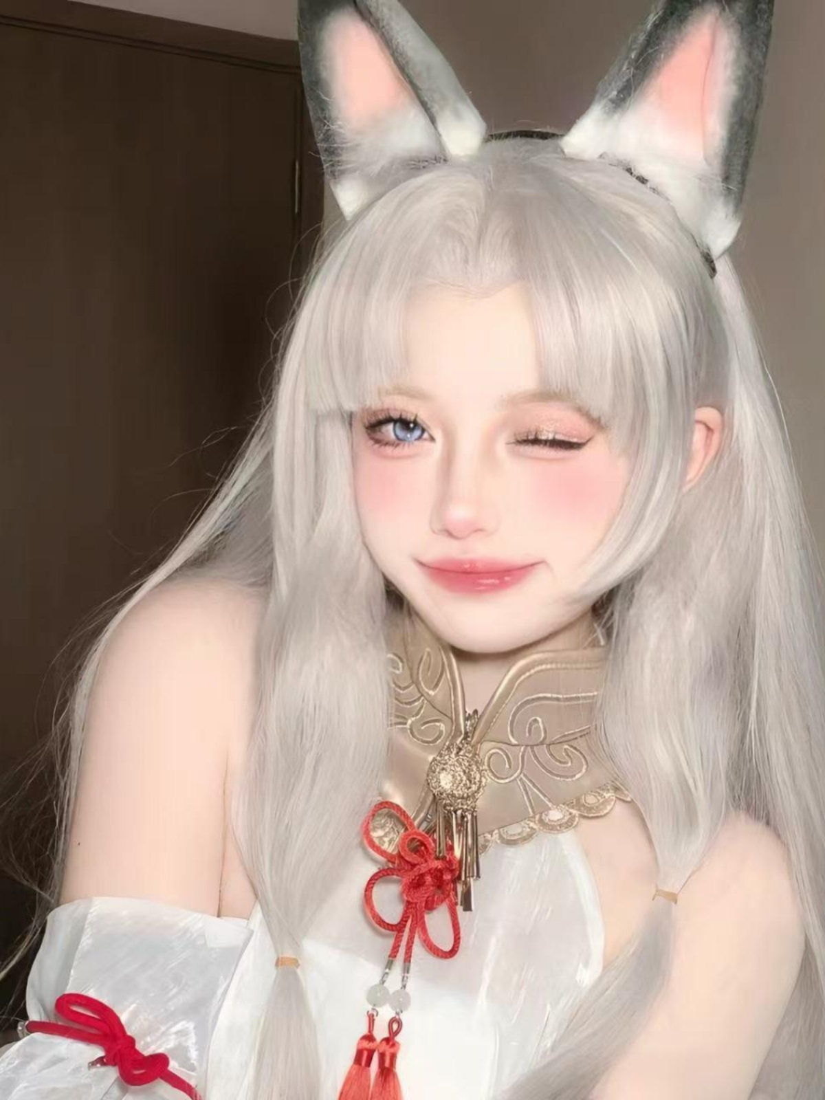 Plush Rabbit Ear Headband - Realistic Two-Dimensional Animal Ears, Japanese Lolita JK Hair Accessory for Christmas and Cosplay Plush Rabbit Ear Headband - Realistic Two-Dimensional Animal Ears, Japanese Lolita JK Hair Accessory for Christmas and Cosplay