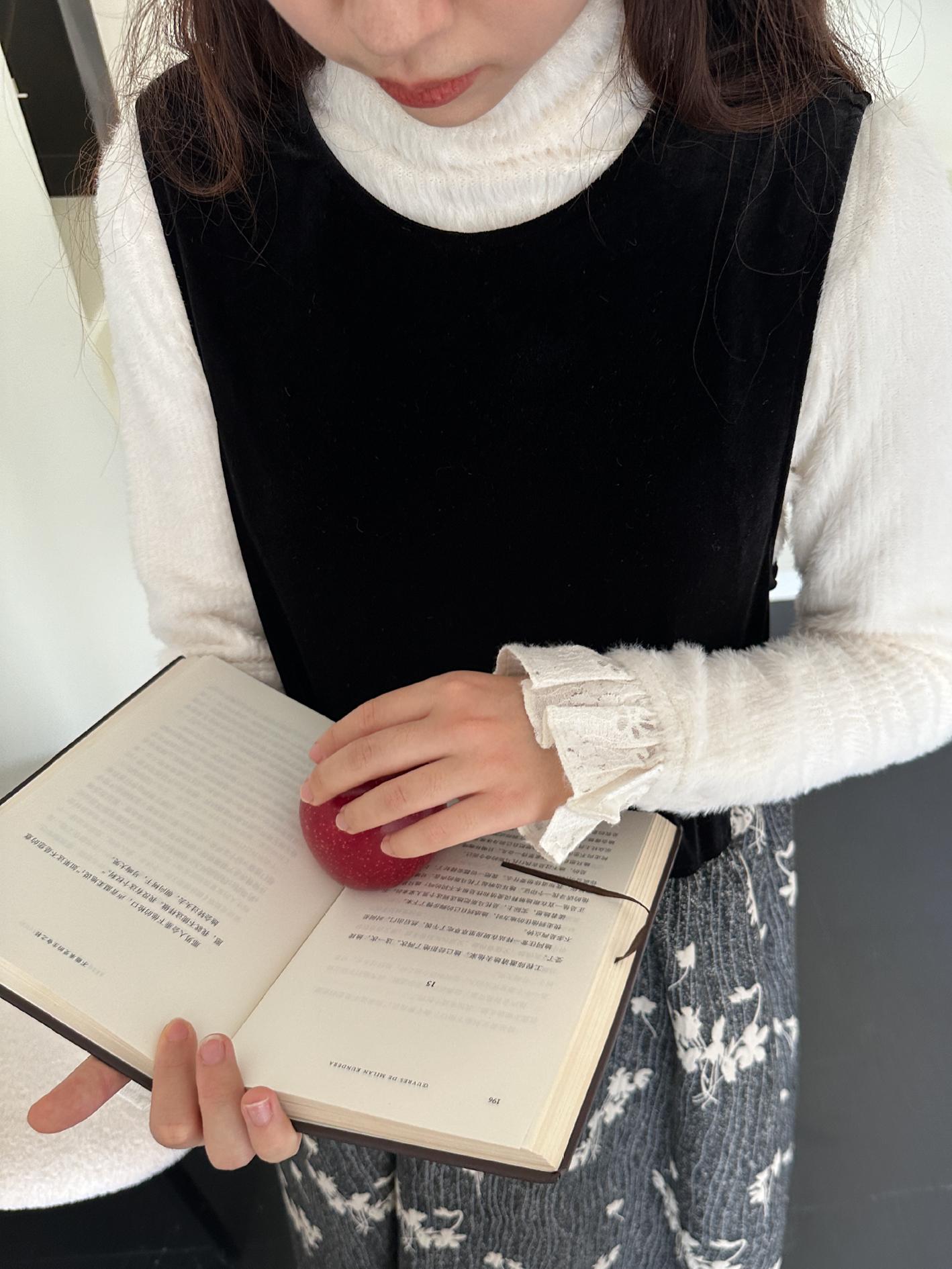 Princess of Light Velvet Patchwork Retro Vest Dress - Elegant Chinese Style Dress for Y2K and Vintage Fashion Lovers Princess of Light Velvet Patchwork Retro Vest Dress - Elegant Chinese Style Dress for Y2K and Vintage Fashion Lovers