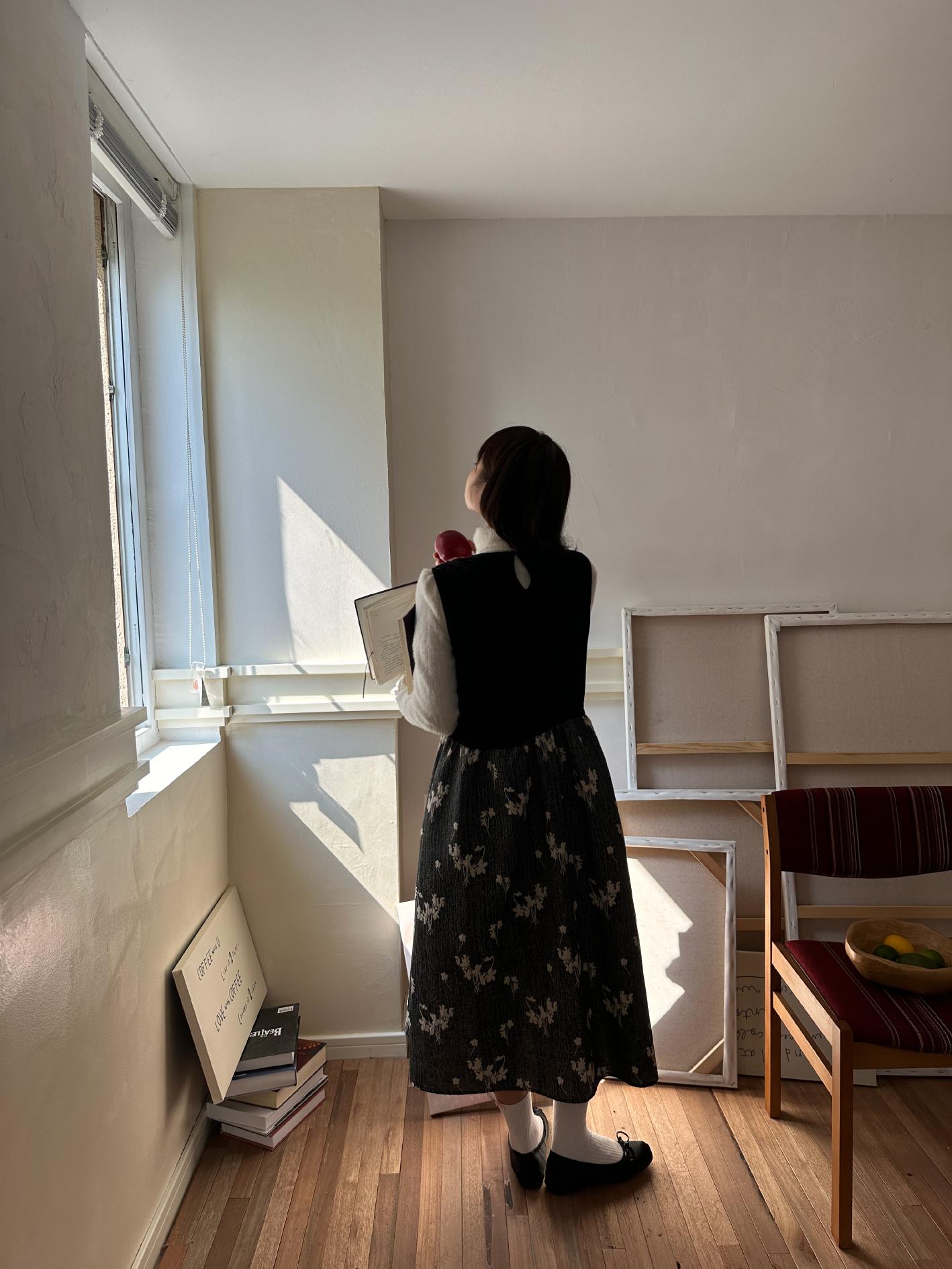 Princess of Light Velvet Patchwork Retro Vest Dress - Elegant Chinese Style Dress for Y2K and Vintage Fashion Lovers Princess of Light Velvet Patchwork Retro Vest Dress - Elegant Chinese Style Dress for Y2K and Vintage Fashion Lovers