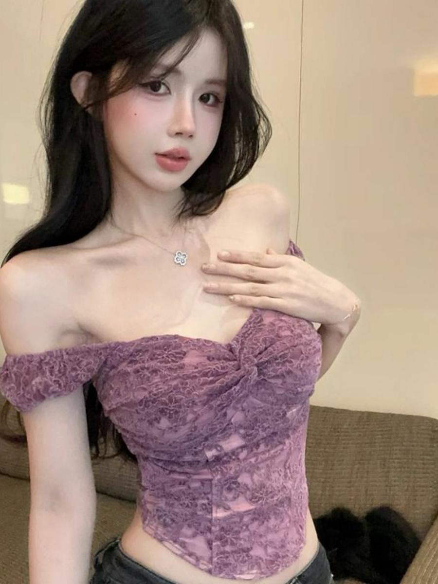 Purple Lace Camisole for Women - Summer Off-Shoulder Clavicle Crop Top, Sexy 90s Y2K Style Fashion Purple Lace Camisole for Women - Summer Off-Shoulder Clavicle Crop Top, Sexy 90s Y2K Style Fashion