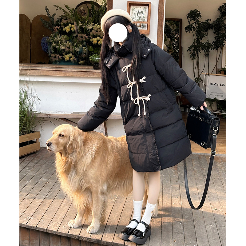 Purple Mid-Length Loose Down Jacket with Horn Buttons, Thick Slimming White Duck Down Coat, Straight Cut, JK Style, Winter Fashion Purple Mid-Length Loose Down Jacket with Horn Buttons, Thick Slimming White Duck Down Coat, Straight Cut, JK Style, Winter Fashion