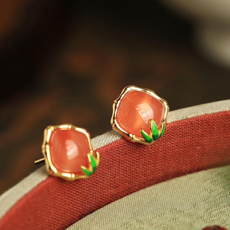 Red Agate Bamboo Joint Square Sugar Ear Studs - Chinese Style National Wind Earrings for Women, Perfect for Birth Year Celebrations