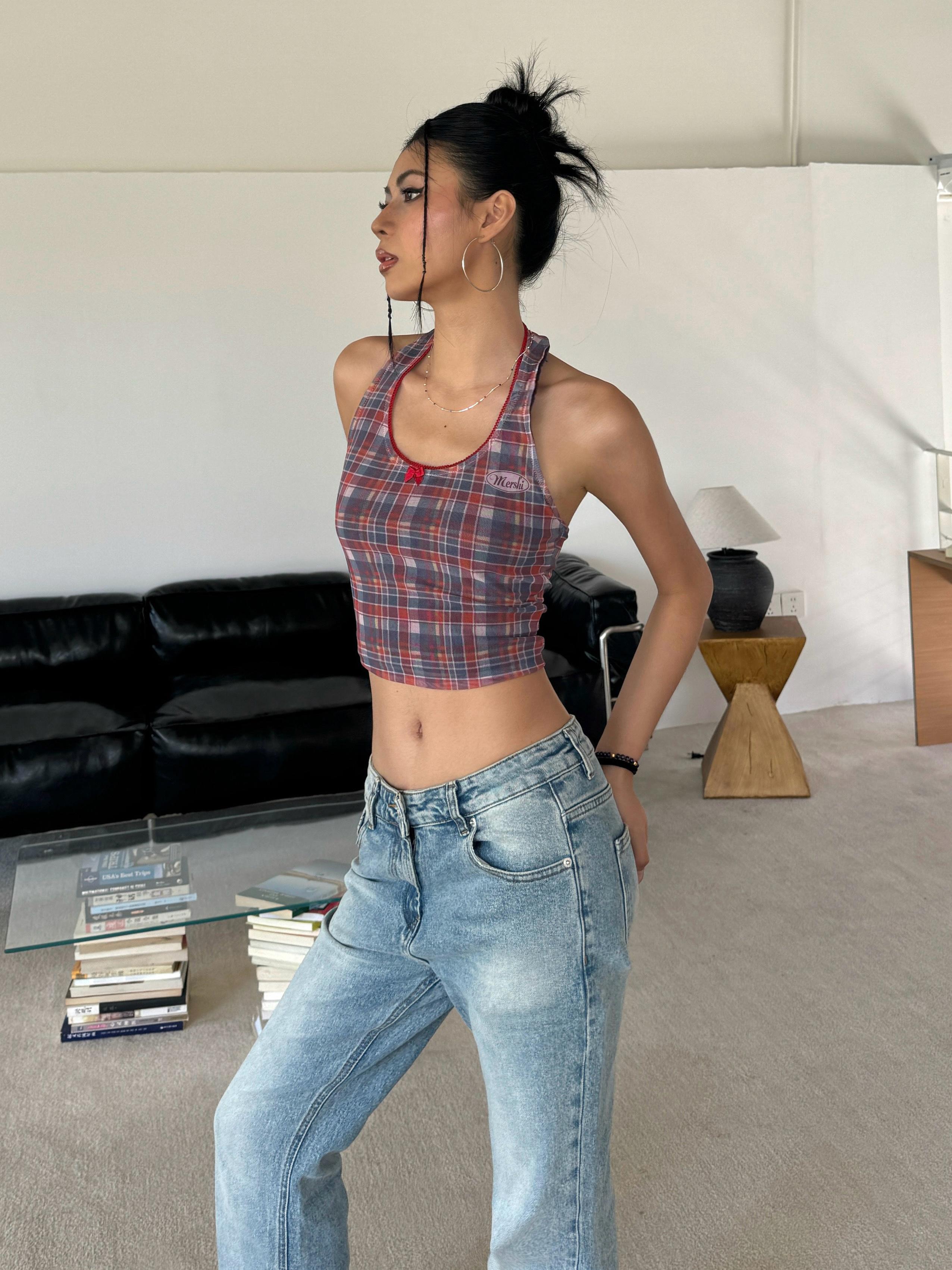 Red and Blue Plaid U-Shaped Neck Halter Top - Sexy Slim-Fit American Style Spicy Girl Fashion for Summer Nights Red and Blue Plaid U-Shaped Neck Halter Top - Sexy Slim-Fit American Style Spicy Girl Fashion for Summer Nights