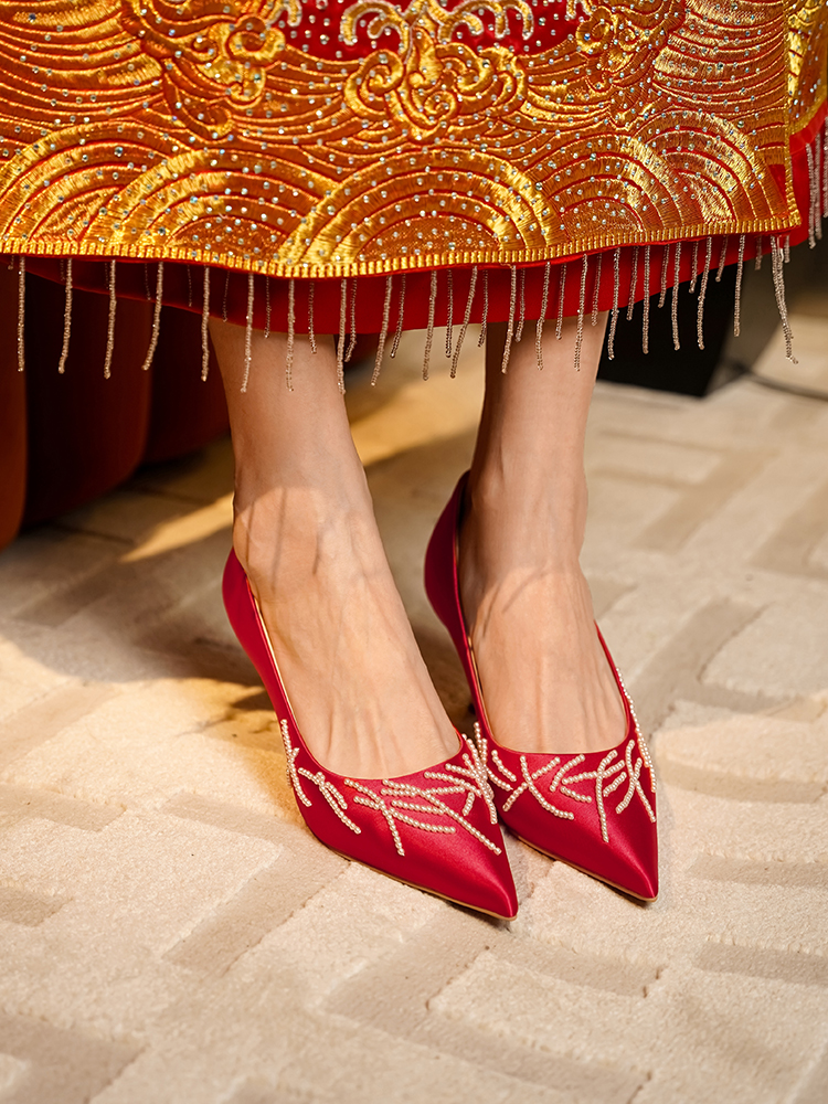 Red High Heels for Bride - Stunning Chinese Style Xiuhe Wedding Shoes, Comfortable Two-in-One Design, High-End Feel Red High Heels for Bride - Stunning Chinese Style Xiuhe Wedding Shoes, Comfortable Two-in-One Design, High-End Feel