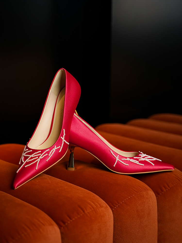 Red High Heels for Bride - Stunning Chinese Style Xiuhe Wedding Shoes, Comfortable Two-in-One Design, High-End Feel Red High Heels for Bride - Stunning Chinese Style Xiuhe Wedding Shoes, Comfortable Two-in-One Design, High-End Feel