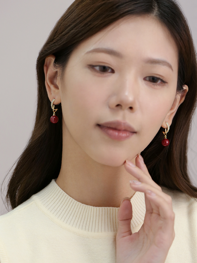 Red Pearl Earrings for Women - Light Luxury High-End Ear Studs, 2025 New Style, Elegant Accessories for New Year Celebrations Red Pearl Earrings for Women - Light Luxury High-End Ear Studs, 2025 New Style, Elegant Accessories for New Year Celebrations