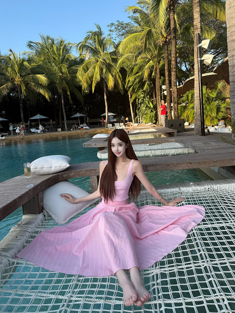 Relaxed Pink Knitted Vest Strap Dress for Women - Striped Summer Holiday Style Relaxed Pink Knitted Vest Strap Dress for Women - Striped Summer Holiday Style