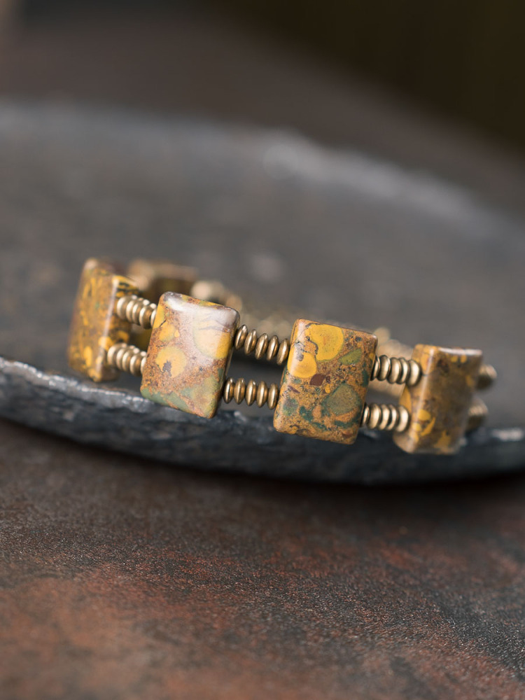 Retro Agate Candy Stone Bracelet for Men and Women - Trendy Versatile Accessory, Niche Design Jewelry Retro Agate Candy Stone Bracelet for Men and Women - Trendy Versatile Accessory, Niche Design Jewelry