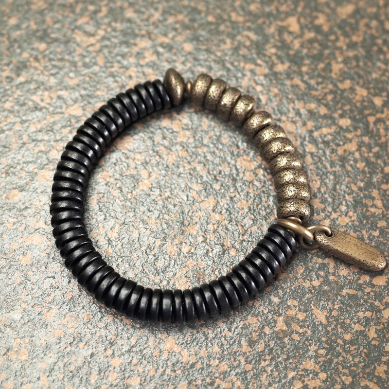 Retro Black Sandalwood Bracelet for Men and Women - Simple Design, Non-Fish Home曲尾花 Jewelry, Unique Personality Accessory