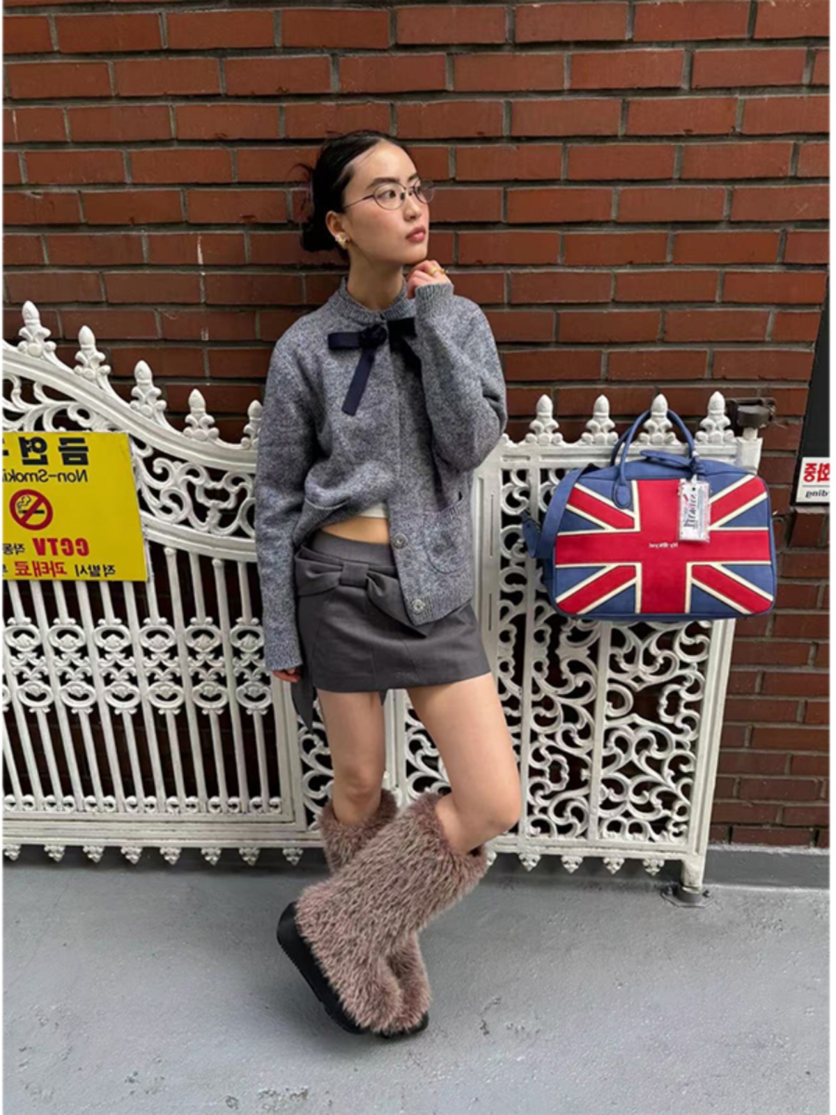 Retro Bow Tie Knitted Cardigan - Slim Fit Sweater for Women, Trendy Vintage Style, Chic Fashionable Knitwear Retro Bow Tie Knitted Cardigan - Slim Fit Sweater for Women, Trendy Vintage Style, Chic Fashionable Knitwear