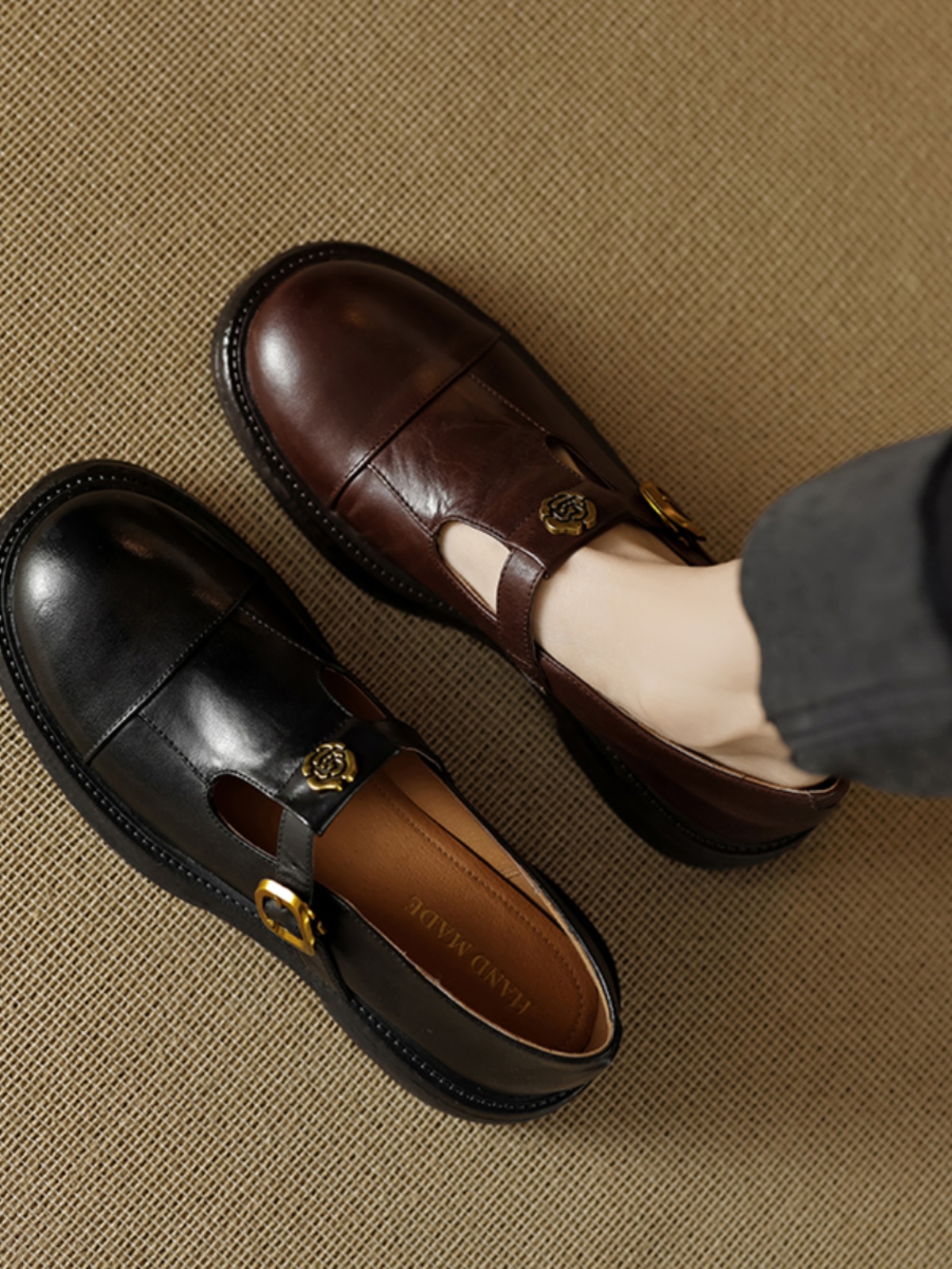 Retro Camellia Leather Mary Jane Shoes for Women - Thick-Soled, Medium Heel, Slip-On, Round Toe, College Style Flats Retro Camellia Leather Mary Jane Shoes for Women - Thick-Soled, Medium Heel, Slip-On, Round Toe, College Style Flats