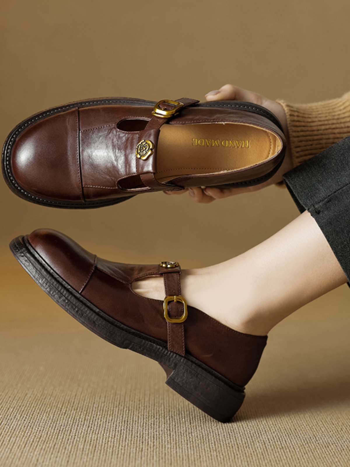 Retro Camellia Leather Mary Jane Shoes for Women - Thick-Soled, Medium Heel, Slip-On, Round Toe, College Style Flats Retro Camellia Leather Mary Jane Shoes for Women - Thick-Soled, Medium Heel, Slip-On, Round Toe, College Style Flats