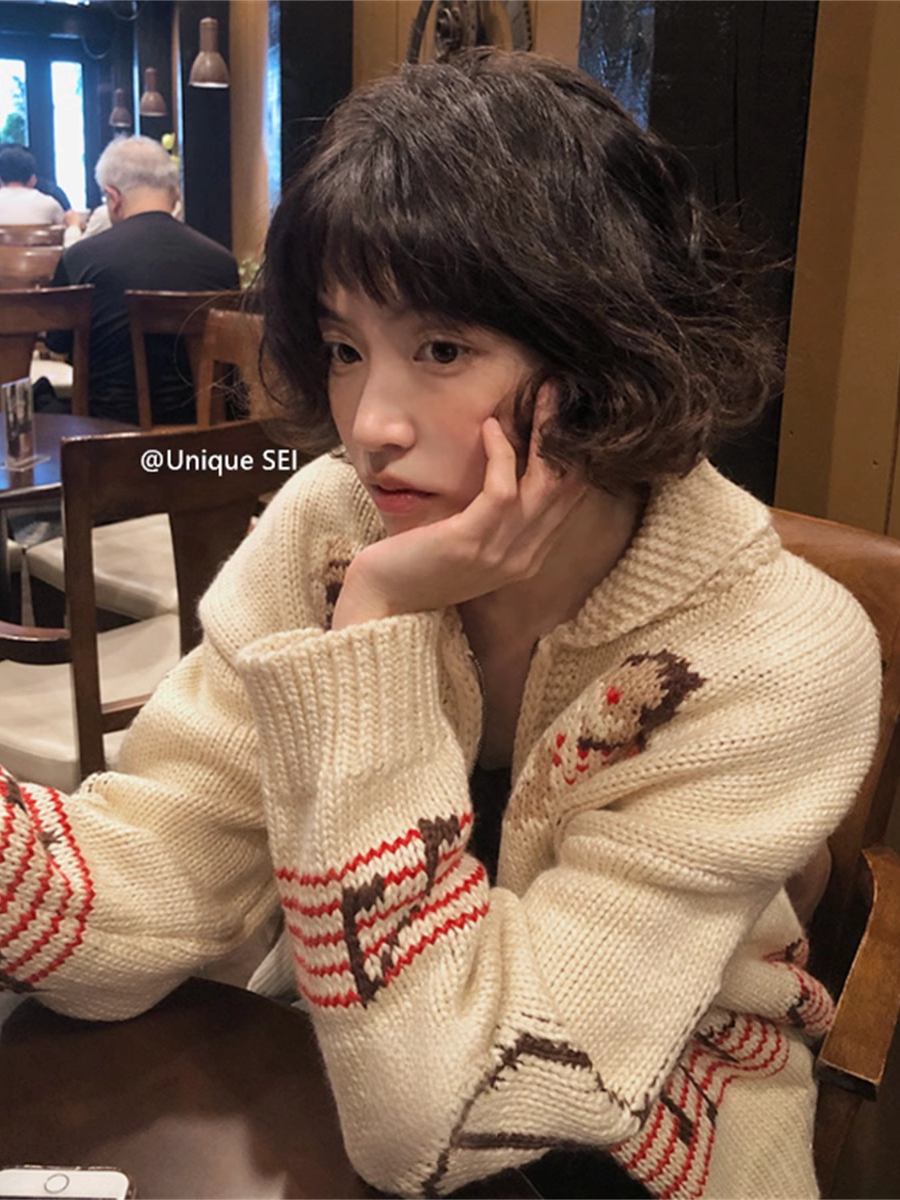 Retro Cartoon Knitted Sweater Jacket with Lapel and Zipper - Casual Winter Street Style for Versatile Looks Retro Cartoon Knitted Sweater Jacket with Lapel and Zipper - Casual Winter Street Style for Versatile Looks