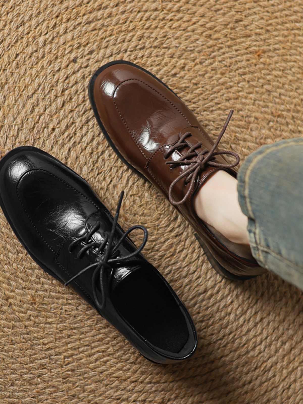 Retro Chunky-Heeled Round-Toe Lace-Up Loafers for Women, Large Sizes 41-43, Spring British Style Deep Mouth Flats