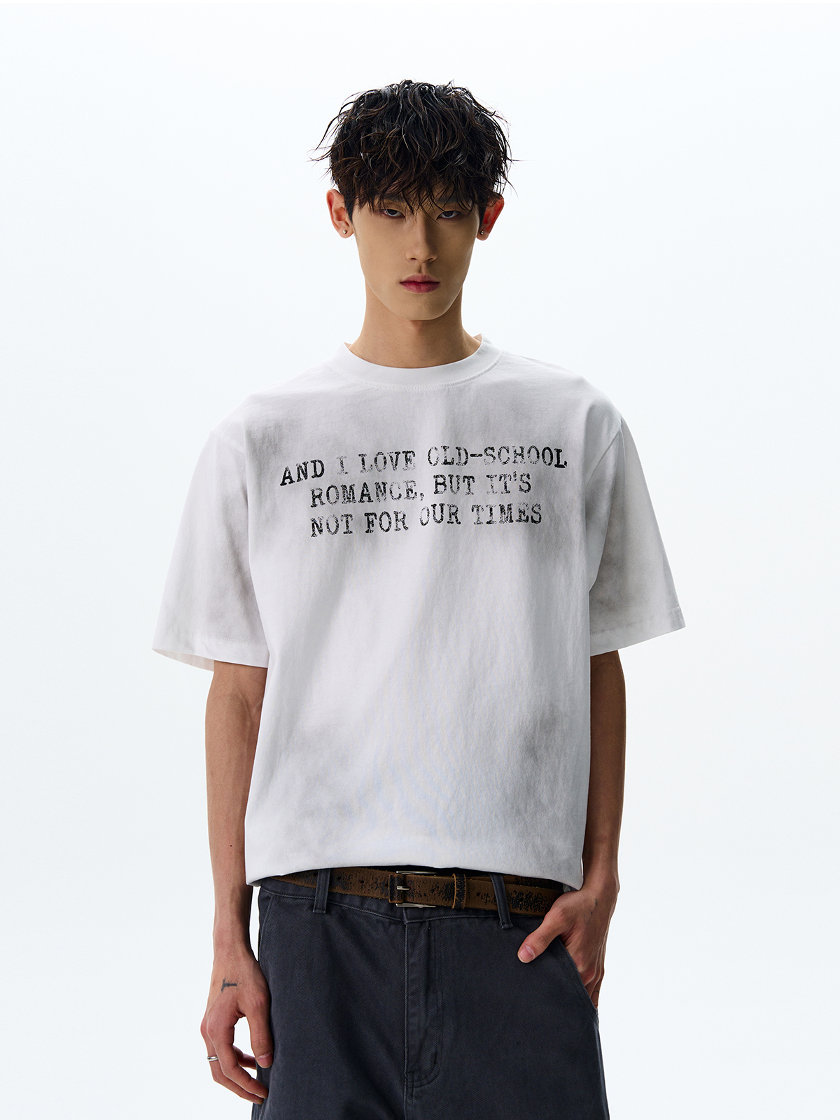 Retro Distressed Letter Slogan Short Sleeve T-Shirt - American Wasteland Style Cool Loose Top for Summer Fashion Retro Distressed Letter Slogan Short Sleeve T-Shirt - American Wasteland Style Cool Loose Top for Summer Fashion