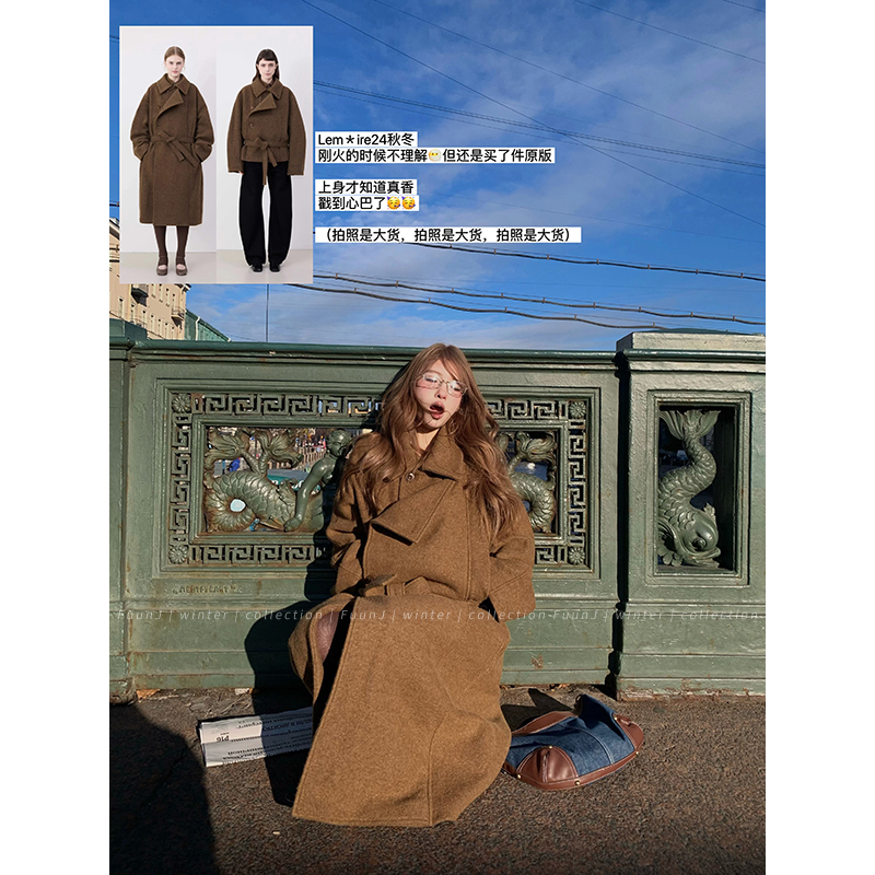 Retro Double-Breasted Short Woolen Coat for Women - High-End Aristocrat Style, 90s Inspired Fashion Retro Double-Breasted Short Woolen Coat for Women - High-End Aristocrat Style, 90s Inspired Fashion