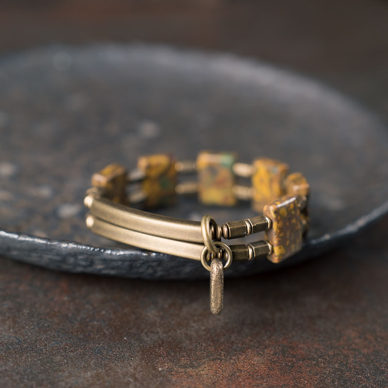 Retro Double-Layer Agate Candy Stone Bracelet for Women - Trendy Versatile Unisex Design, Personalized Fashion Accessory