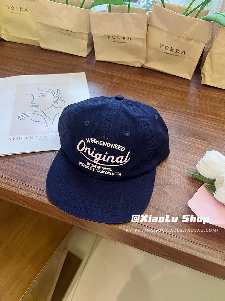 Retro Flat-Brim Blue Embroidered Baseball Cap for Women and Men - 2025 American Style Fashion Accessory Retro Flat-Brim Blue Embroidered Baseball Cap for Women and Men - 2025 American Style Fashion Accessory