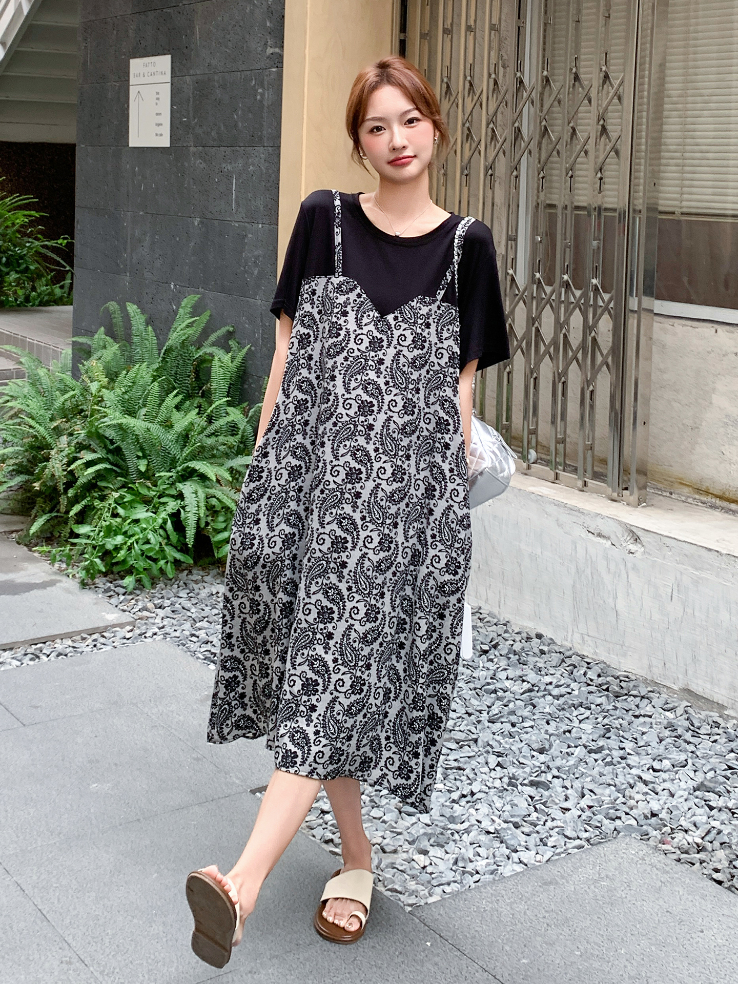 Retro Floral Spliced Dress for Women - 2025 Summer Loose Fit Two-Piece T-Shirt Dress in French Lazy Style Retro Floral Spliced Dress for Women - 2025 Summer Loose Fit Two-Piece T-Shirt Dress in French Lazy Style