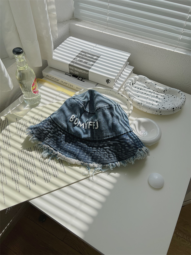 Retro Frayed Denim Fisherman Hat - Versatile Summer Bucket Hat for Sun Protection, Face-Flattering Style Retro Frayed Denim Fisherman Hat - Versatile Summer Bucket Hat for Sun Protection, Face-Flattering Style