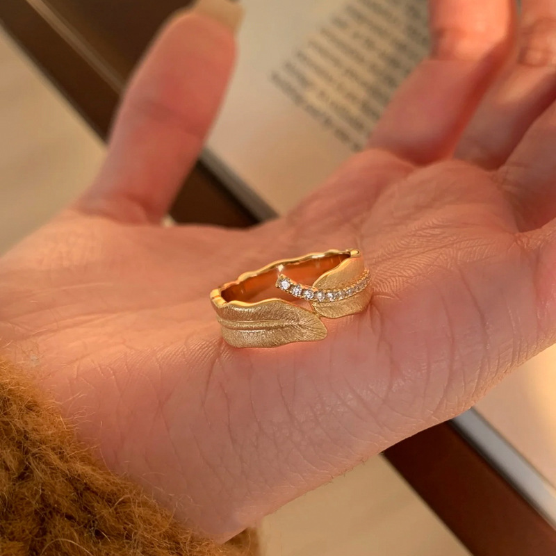 Retro Gold Brushed Wheat Ear Leaf Ring for Women - Unique High-End Finger Ring for Index Finger, 2025 Trendy Fashion Accessory Retro Gold Brushed Wheat Ear Leaf Ring for Women - Unique High-End Finger Ring for Index Finger, 2025 Trendy Fashion Accessory