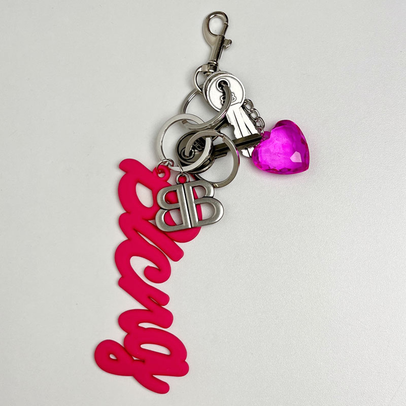 Retro Heart Eiffel Tower Keychain Pendant - Fashionable Lock Buckle Metal Handbag Decoration Accessory Retro Heart Eiffel Tower Keychain Pendant - Fashionable Lock Buckle Metal Handbag Decoration Accessory