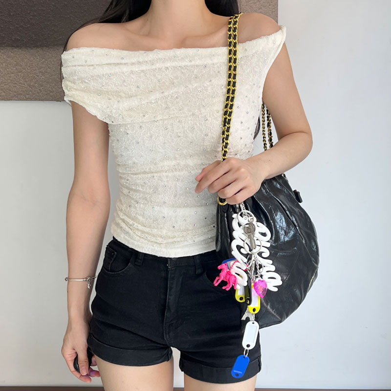 Retro Heart Eiffel Tower Keychain Pendant - Fashionable Lock Buckle Metal Handbag Decoration Accessory