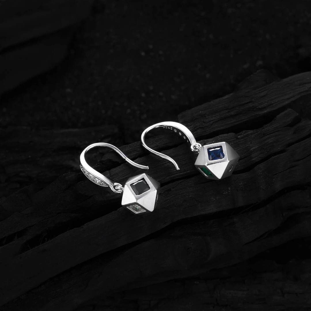 Retro High-End Geometric Zircon Earrings for Women - 2025 Niche Luxury Ear Accessories, Versatile Fashion Statement