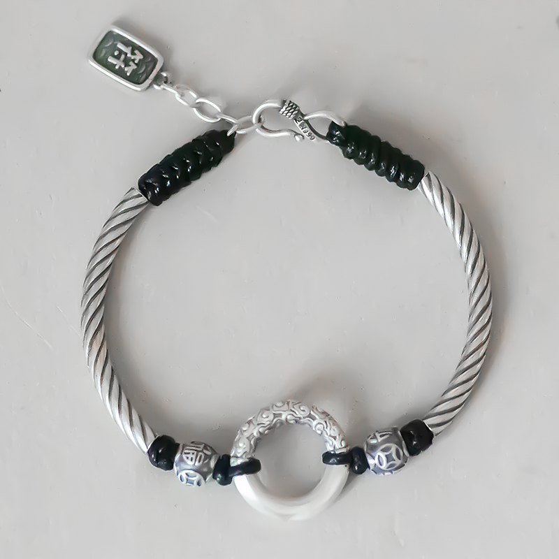 Retro High-End Pure Silver Safety Buckle Bracelet for Men and Women - Vintage Finish Hand Rope Design