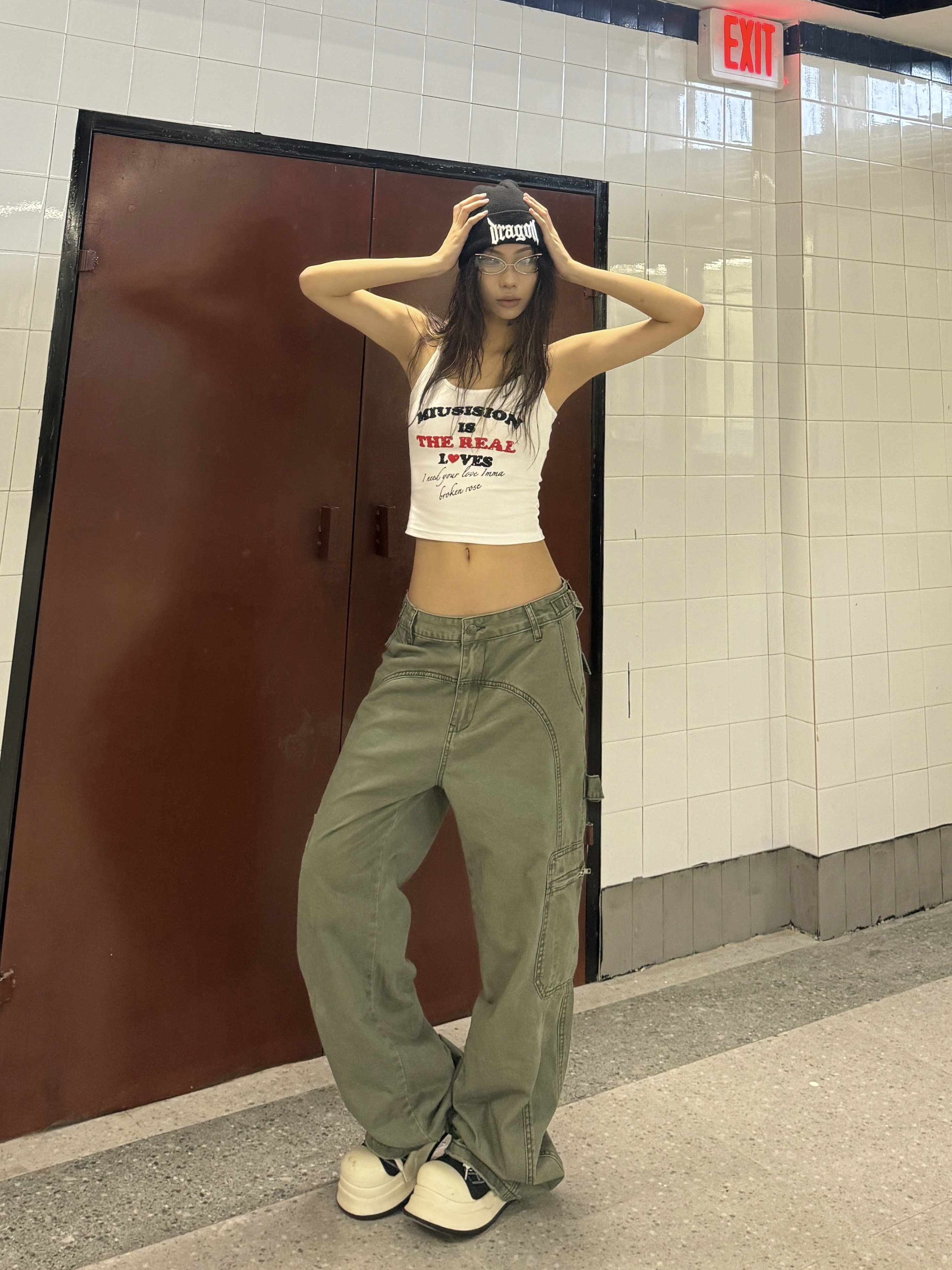 Retro High Street Distressed Wide-Leg Work Pants - Unique Loose Straight-Leg Trousers for 90s Inspired Fashion Retro High Street Distressed Wide-Leg Work Pants - Unique Loose Straight-Leg Trousers for 90s Inspired Fashion