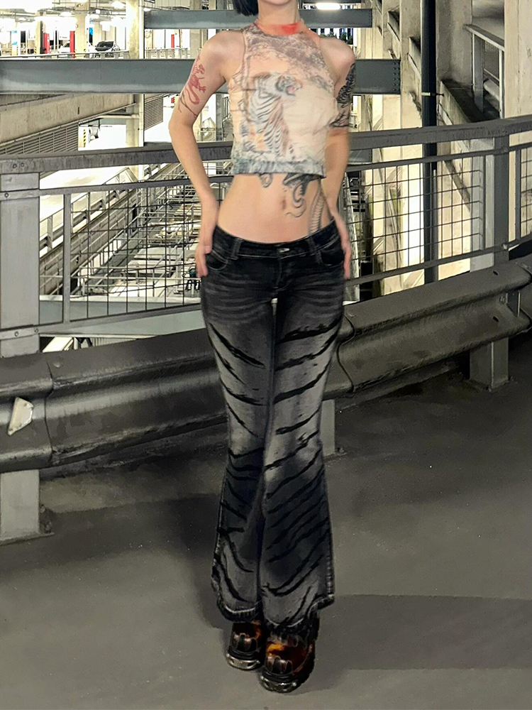 Retro High Street Low-Waisted Jeans for Women, Slim Fit Slightly Flared Design, Eccentric American Style, Perfect for Trendy Outfits