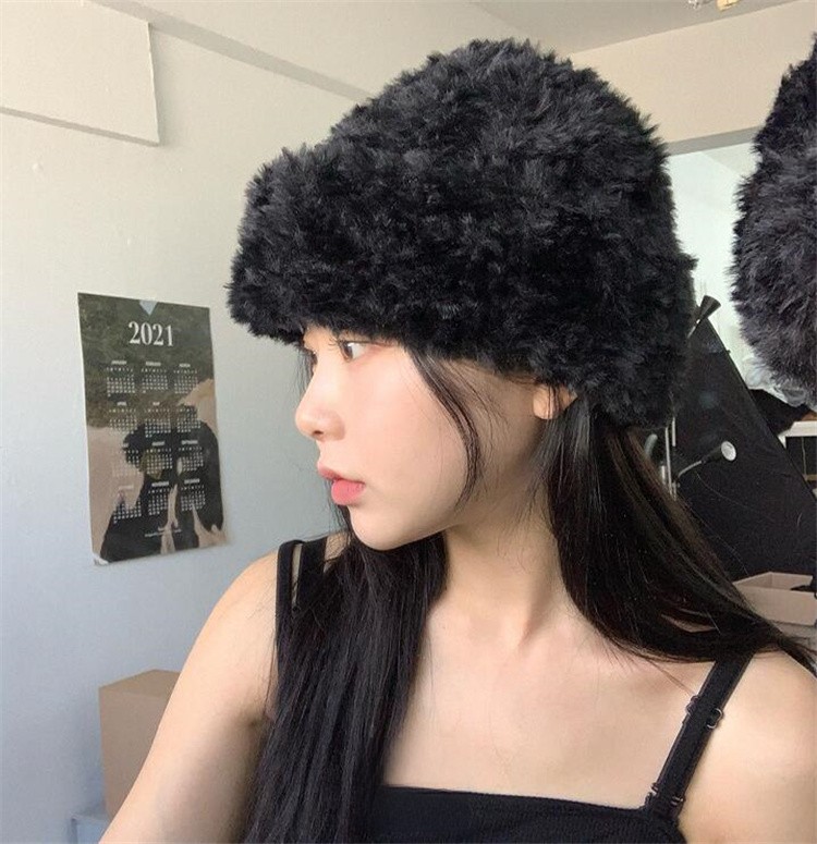 Retro Korean Style Black and White Plush Knitted Beanie - Warm Faux Fur Winter Hat Retro Korean Style Black and White Plush Knitted Beanie - Warm Faux Fur Winter Hat