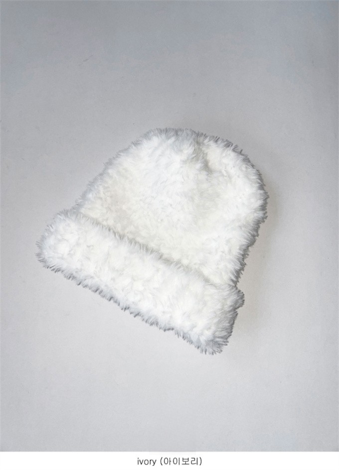 Retro Korean Style Black and White Plush Knitted Beanie - Warm Faux Fur Winter Hat