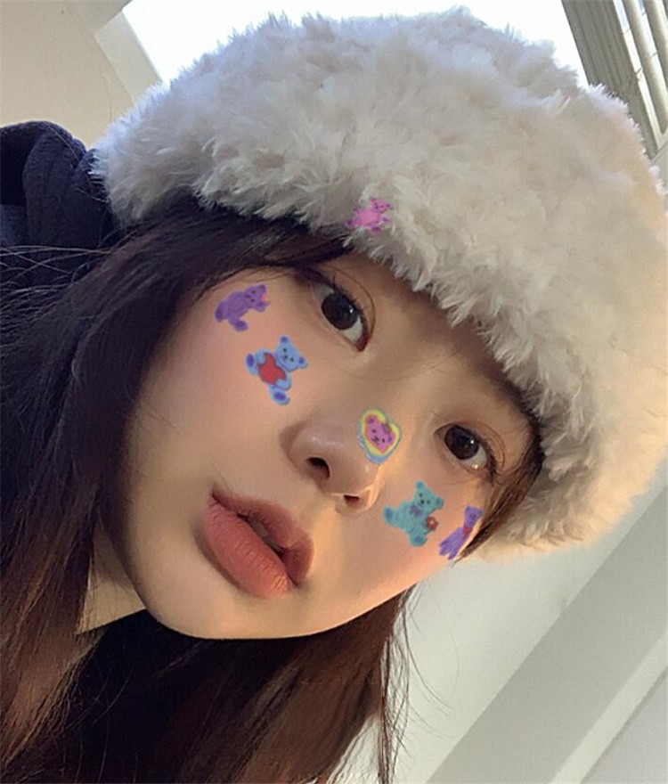 Retro Korean Style Black and White Plush Knitted Beanie - Warm Faux Fur Winter Hat Retro Korean Style Black and White Plush Knitted Beanie - Warm Faux Fur Winter Hat