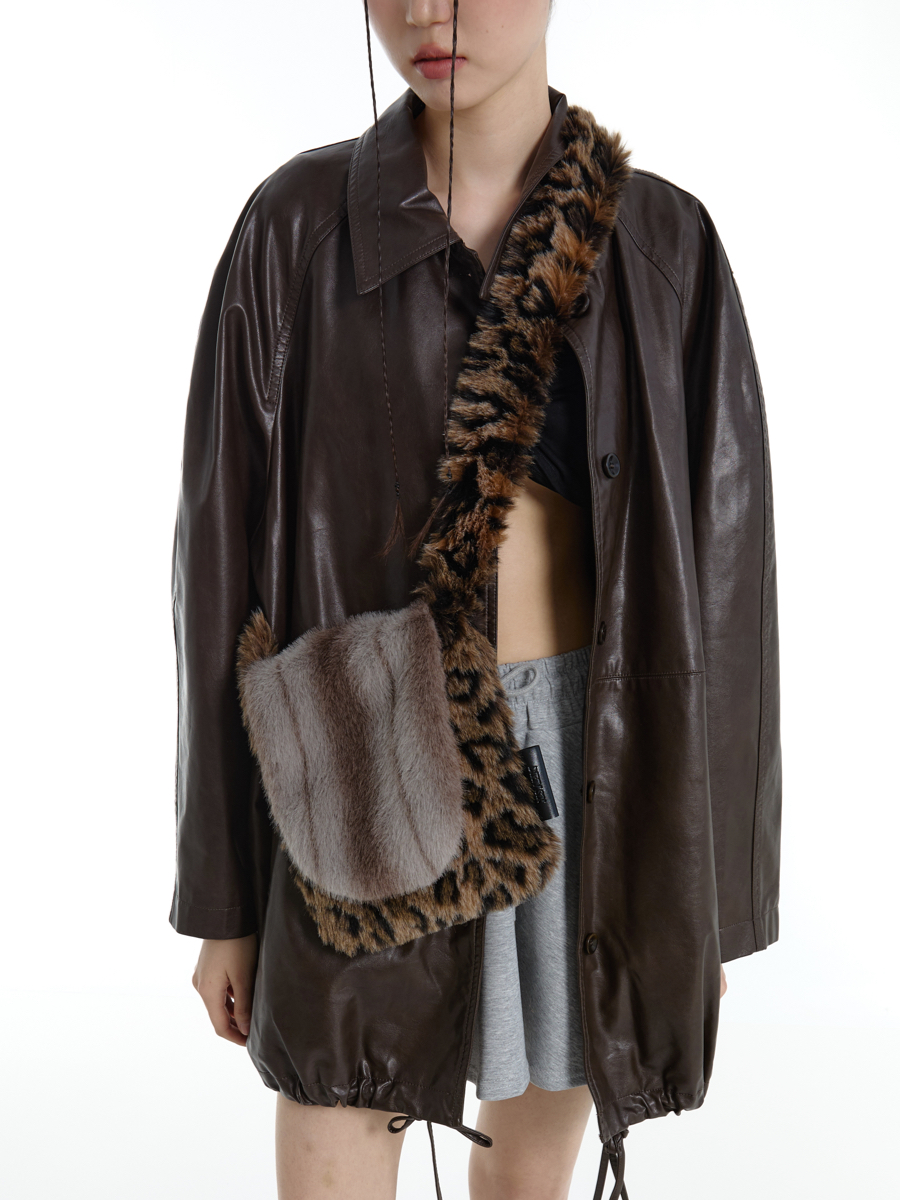 Retro Leopard Print Color Block Soft Fur Small Square Bag for Phones - Trendy 90s Inspired Accessory Retro Leopard Print Color Block Soft Fur Small Square Bag for Phones - Trendy 90s Inspired Accessory