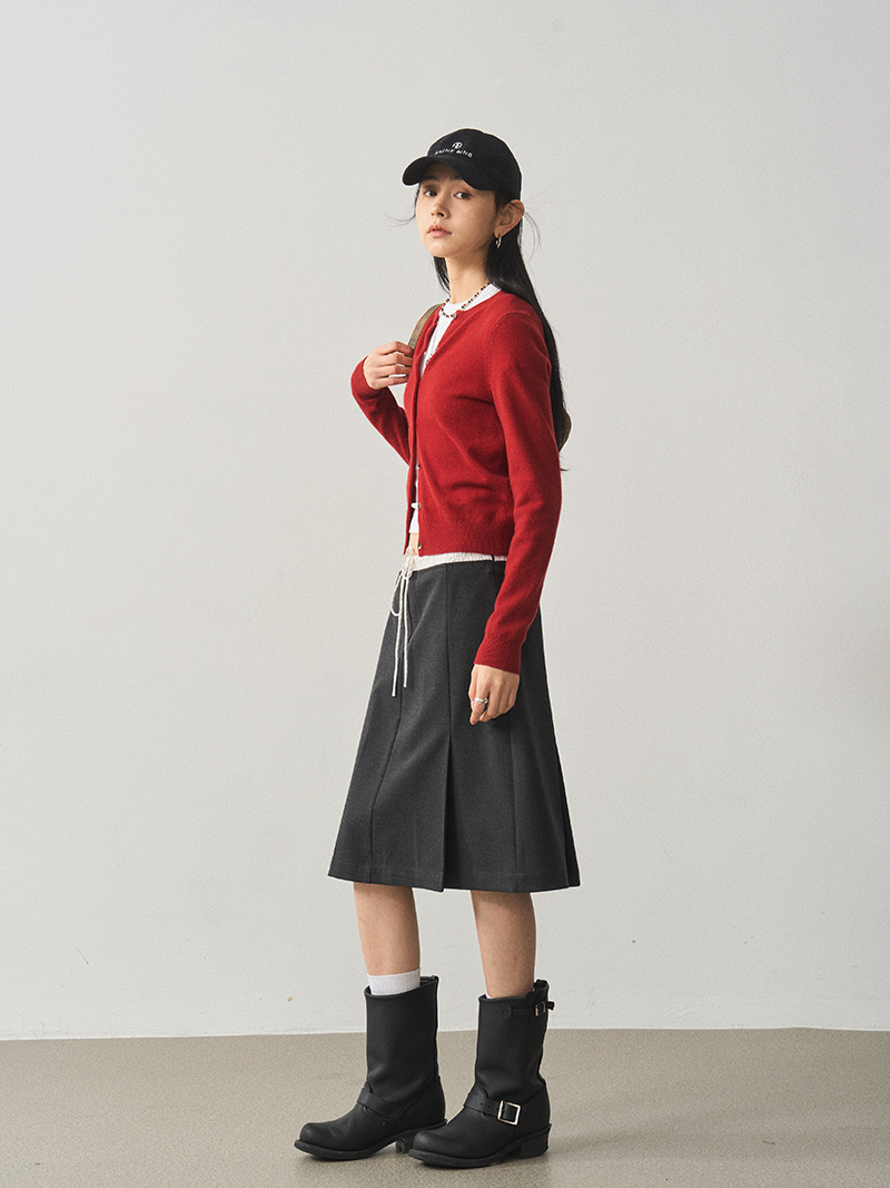 Retro Linen Gray Waist-Spliced Slimming Five-Point Half Skirt - Elegant Mid Skirt for 90s and Y2K Inspired Fashion Retro Linen Gray Waist-Spliced Slimming Five-Point Half Skirt - Elegant Mid Skirt for 90s and Y2K Inspired Fashion