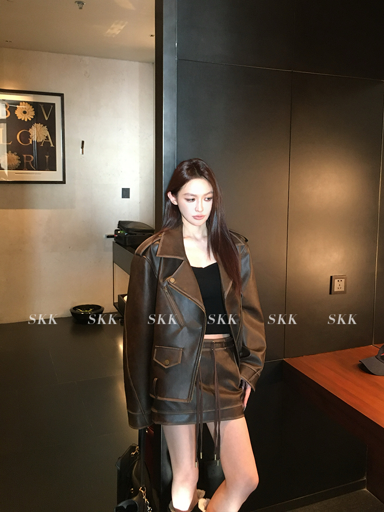 Retro Motorcycle Leather Jacket and PU Leather Skirt Set for Women - Borderless Freedom BF Style Spring Fashion Retro Motorcycle Leather Jacket and PU Leather Skirt Set for Women - Borderless Freedom BF Style Spring Fashion