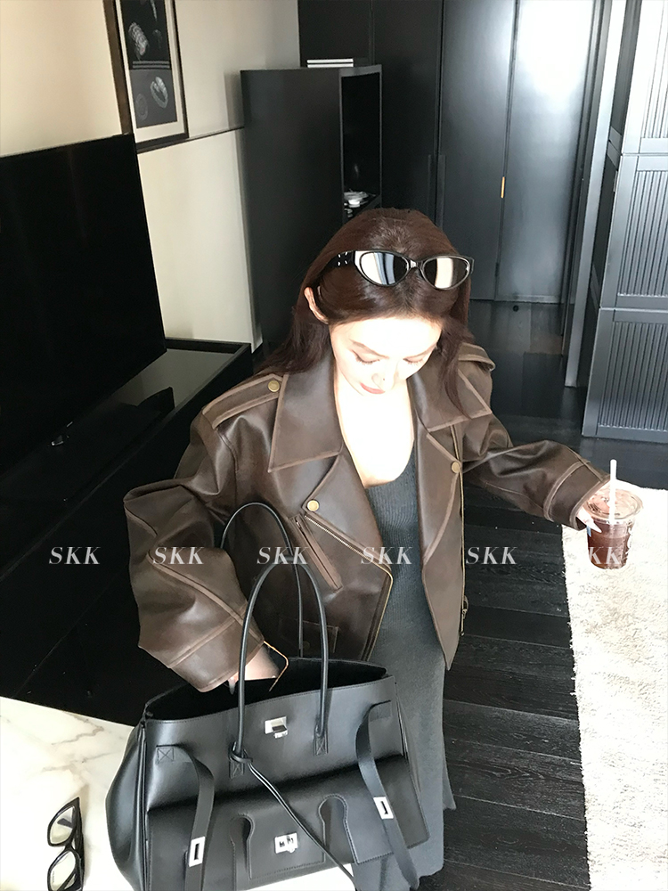 Retro Motorcycle Leather Jacket and PU Leather Skirt Set for Women - Borderless Freedom BF Style Spring Fashion Retro Motorcycle Leather Jacket and PU Leather Skirt Set for Women - Borderless Freedom BF Style Spring Fashion